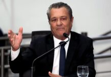 Vereador Delei reivindica limpeza nos bueiros das sete regiões da cidade – Câmara Municipal de Campo Grande Vereador Delei reivindica limpeza nos bueiros das sete regiões da cidade - Câmara Municipal de Campo Grande