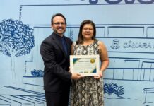 Vereador Dr. Lívio homenageia diretora do IALF por sua contribuição à Perícia Criminal de Mato Grosso do Sul – Câmara Municipal de Campo Grande Vereador Dr. Lívio homenageia diretora do IALF por sua contribuição à Perícia Criminal de Mato Grosso do Sul - Câmara Municipal de Campo Grande