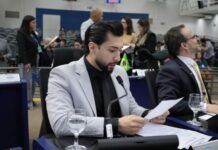 Vereador Fábio Rocha cobra soluções para a Praça da Juventude, no bairro Serra Azul – Câmara Municipal de Campo Grande Vereador Fábio Rocha cobra soluções para a Praça da Juventude, no bairro Serra Azul - Câmara Municipal de Campo Grande