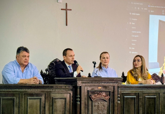 Judiciário, Prefeitura e Câmara de Ladário discutem implementação do Acolhimento Imagem notícia Judiciário, Prefeitura e Câmara de Ladário discutem implementação do Acolhimento Familiar