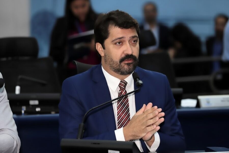 Vereador destaca necessidade de esclarecimentos sobre TAG e cobra respostas Vereador destaca necessidade de esclarecimentos sobre TAG e cobra respostas para demandas da população - Câmara Municipal de Campo Grande