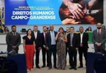 Luta pela defesa dos Direitos Humanos é reconhecida em Solenidade na Câmara – Câmara Municipal de Campo Grande Luta pela defesa dos Direitos Humanos é reconhecida em Solenidade na Câmara - Câmara Municipal de Campo Grande