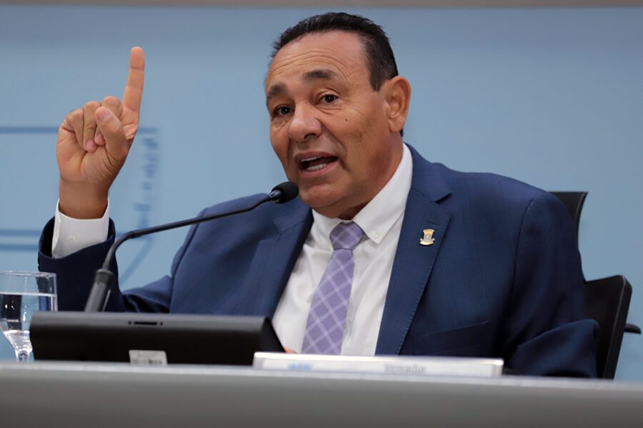 Novembro Azul: vereador Carlão alerta sobre a importância da prevenção Novembro Azul: vereador Carlão alerta sobre a importância da prevenção na saúde masculina - Câmara Municipal de Campo Grande