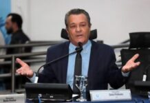 Vereador Delei Pinheiro reivindica manutenção das luminárias na Av. Presidente Ernesto Geisel, entre o Shopping Norte Sul e o Bairro Aero Rancho – Câmara Municipal de Campo Grande Vereador Delei Pinheiro reivindica manutenção das luminárias na Av. Presidente Ernesto Geisel, entre o Shopping Norte Sul e o Bairro Aero Rancho - Câmara Municipal de Campo Grande