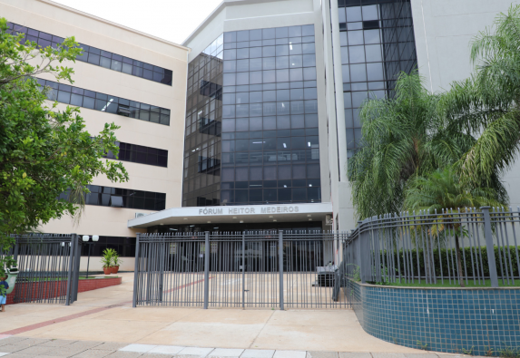 Caminhão provoca incêndio em fiação e Justiça garante indenização a Imagem notícia Caminhão provoca incêndio em fiação e Justiça garante indenização a padaria