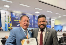 Com indicação do Professor Riverton, Câmara homenageia Gerson Claro com a Medalha “Destaques da Década” – Câmara Municipal de Campo Grande Com indicação do Professor Riverton, Câmara homenageia Gerson Claro com a Medalha “Destaques da Década” - Câmara Municipal de Campo Grande