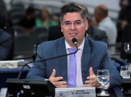 Dr. Victor Rocha faz prestação de contas de 2025 com mais de 15 leis, decretos e resoluções aprovados e foco em humanização da saúde – Câmara Municipal de Campo Grande Dr. Victor Rocha faz prestação de contas de 2025 com mais de 15 leis, decretos e resoluções aprovados e foco em humanização da saúde - Câmara Municipal de Campo Grande