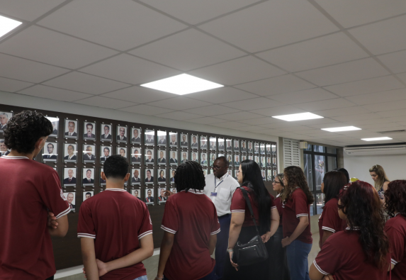 Estudantes de Corumbá realizam visita técnica no TJMS Imagem notícia Estudantes de Corumbá realizam visita técnica no TJMS