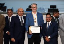 Ronilço Guerreiro homenageia RMC pelos 60 anos e ressalta contribuição da emissora para o Estado – Câmara Municipal de Campo Grande Ronilço Guerreiro homenageia RMC pelos 60 anos e ressalta contribuição da emissora para o Estado - Câmara Municipal de Campo Grande