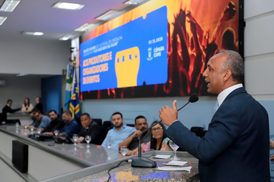 Solenidade na Câmara reconhece trabalho de destaques da música e Solenidade na Câmara reconhece trabalho de destaques da música e da cultura de Campo Grande - Câmara Municipal de Campo Grande