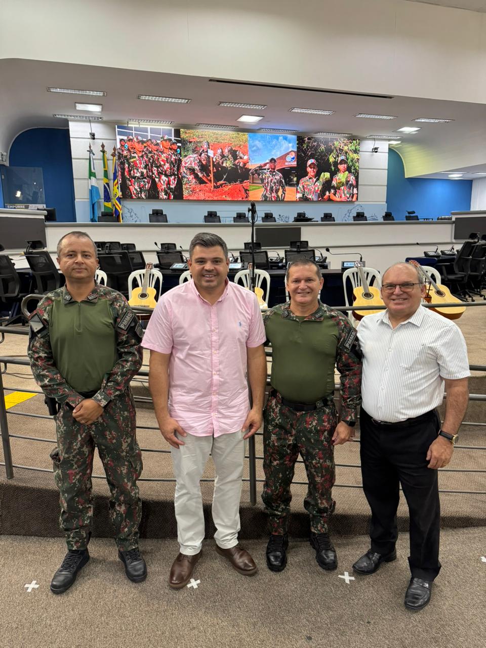 Vereador participa da Formatura de Promoção do Projeto Florestinha da Vereador participa da Formatura de Promoção do Projeto Florestinha da PMA/PMMS - Câmara Municipal de Campo Grande