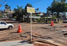 Ronilço Guerreiro cobra estudo de impacto ambiental após destruição de asfalto na Rachid Neder: “Só tapar buraco e recapear não resolve” – Câmara Municipal de Campo Grande Ronilço Guerreiro cobra estudo de impacto ambiental após destruição de asfalto na Rachid Neder: “Só tapar buraco e recapear não resolve” - Câmara Municipal de Campo Grande