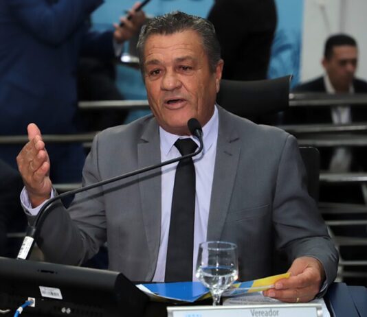 Vereador Delei Pinheiro reforça compromisso com a população ao cobrar melhorias em serviços públicos – Câmara Municipal de Campo Grande Vereador Delei Pinheiro reforça compromisso com a população ao cobrar melhorias em serviços públicos - Câmara Municipal de Campo Grande