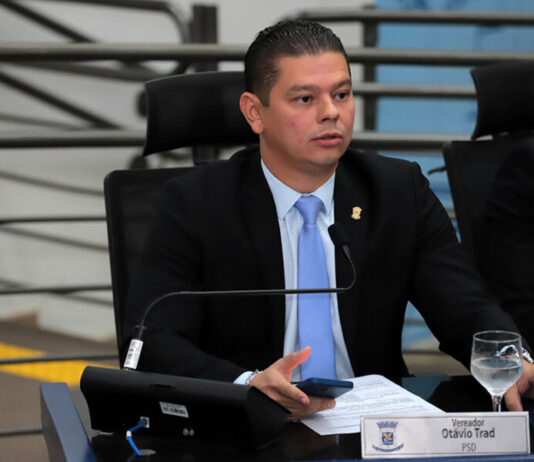 Vereador Otávio Trad vota a favor do projeto que suspende aumento da taxa de lixo e ressalta trabalho do Legislativo – Câmara Municipal de Campo Grande Vereador Otávio Trad vota a favor do projeto que suspende aumento da taxa de lixo e ressalta trabalho do Legislativo - Câmara Municipal de Campo Grande