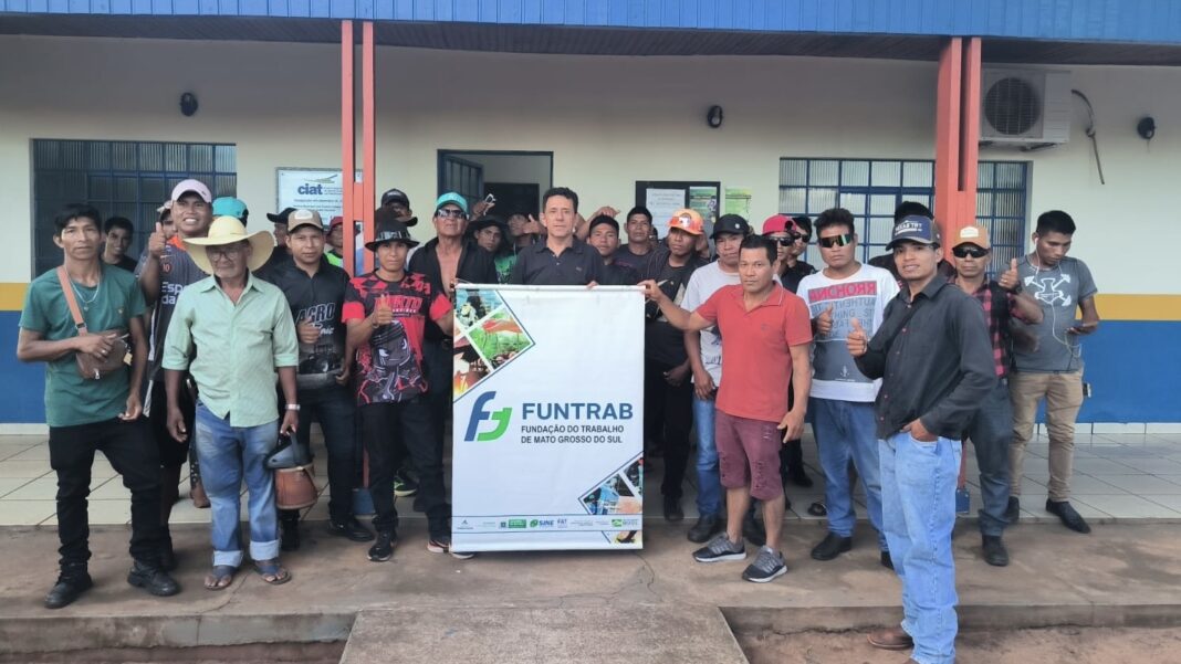 Com apoio da Funtrab, indígenas de MS seguem para o RS em busca de trabalho digno e novas oportunidades – FUNTRAB