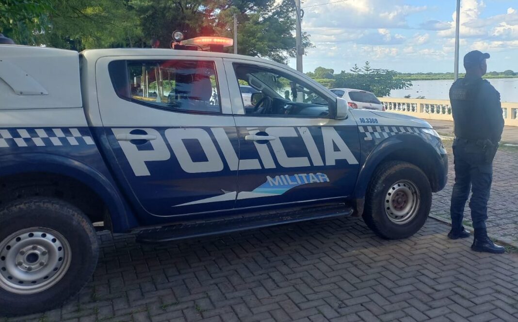 Polícia Militar atende ocorrência de violência doméstica e conduz autor à Delegacia em Corumbá.