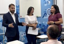 Luiza Ribeiro visita Sala do Migrante e destaca política pública de inclusão e dignidade para estrangeiros em MS – Câmara Municipal de Campo Grande Luiza Ribeiro visita Sala do Migrante e destaca política pública de inclusão e dignidade para estrangeiros em MS - Câmara Municipal de Campo Grande