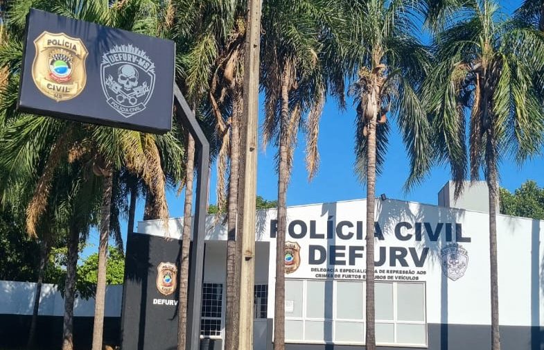 Polícia Civil prende integrante de grupo especializado em furto de Polícia Civil prende integrante de grupo especializado em furto de Hilux
