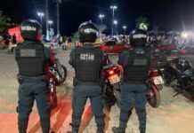 Polícia Militar cumpre mandado de prisão durante patrulhamento no Centro de Corumbá. Polícia Militar cumpre mandado de prisão durante patrulhamento no Centro de Corumbá.