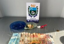 Polícia Militar prende homem por tráfico de drogas e fecha boca de fumo em Sonora Polícia Militar prende homem por tráfico de drogas e fecha boca de fumo em Sonora