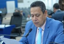 Vereador Clodoilson Pires solicita melhorias na infraestrutura da Capital e homenageia talento do esporte – Câmara Municipal de Campo Grande Vereador Clodoilson Pires solicita melhorias na infraestrutura da Capital e homenageia talento do esporte - Câmara Municipal de Campo Grande