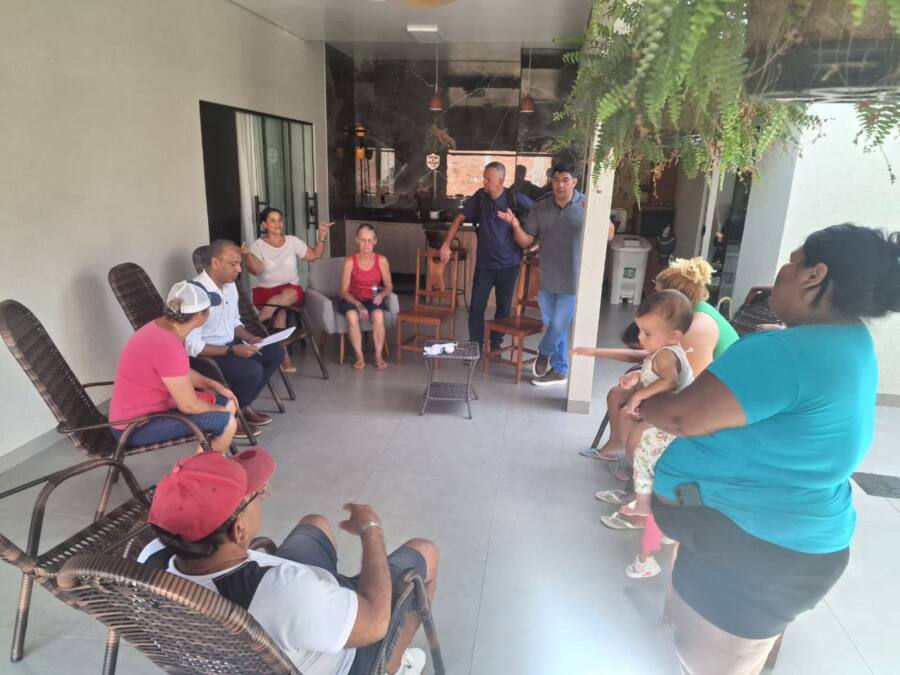 Vereador Junior Coringa participa de reunião com moradores do Bairro Vereador Junior Coringa participa de reunião com moradores do Bairro Novo Século e reforça compromisso com o asfalto da região - Câmara Municipal de Campo Grande