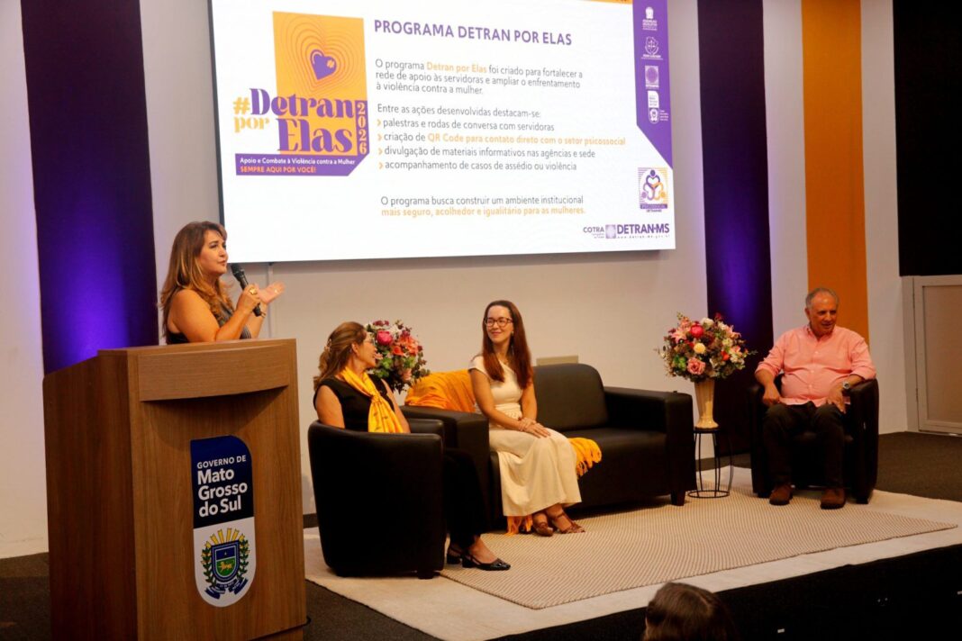 Delegadas da Polícia Civil participam de ação do Detran-MS voltada Delegadas da Polícia Civil participam de ação do Detran-MS voltada ao fortalecimento do protagonismo feminino