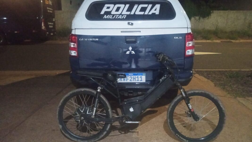 Polícia Militar em Três Lagoas recupera bicicleta elétrica roubada e Polícia Militar em Três Lagoas recupera bicicleta elétrica roubada e apreende adolescente infrator por receptação