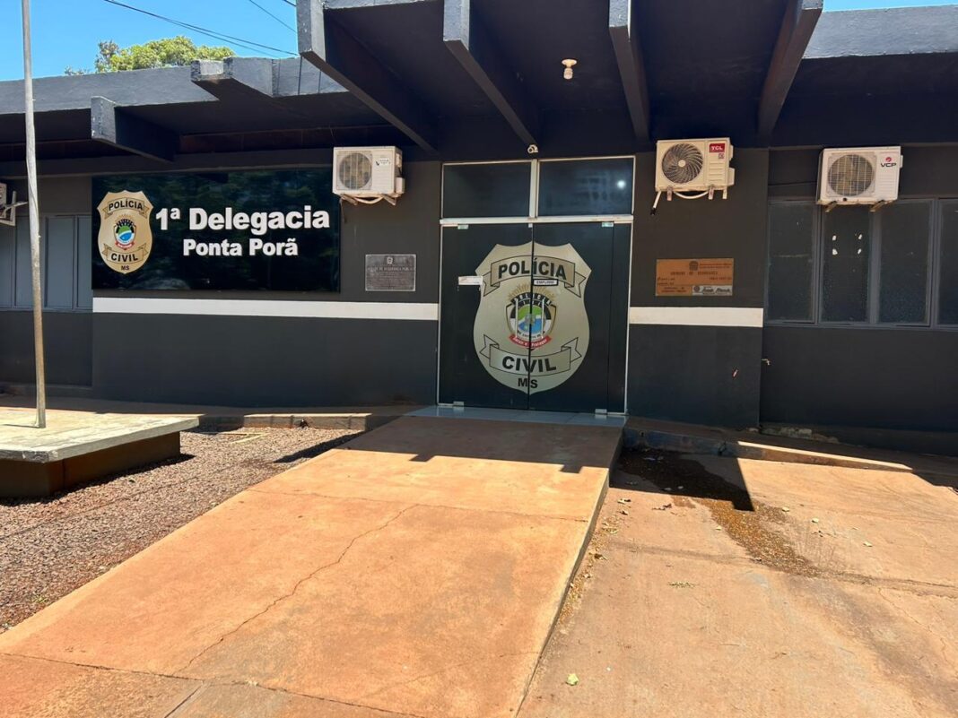 Polícia Civil prende mulher por maus-tratos e tráfico de drogas em Ponta Porã
