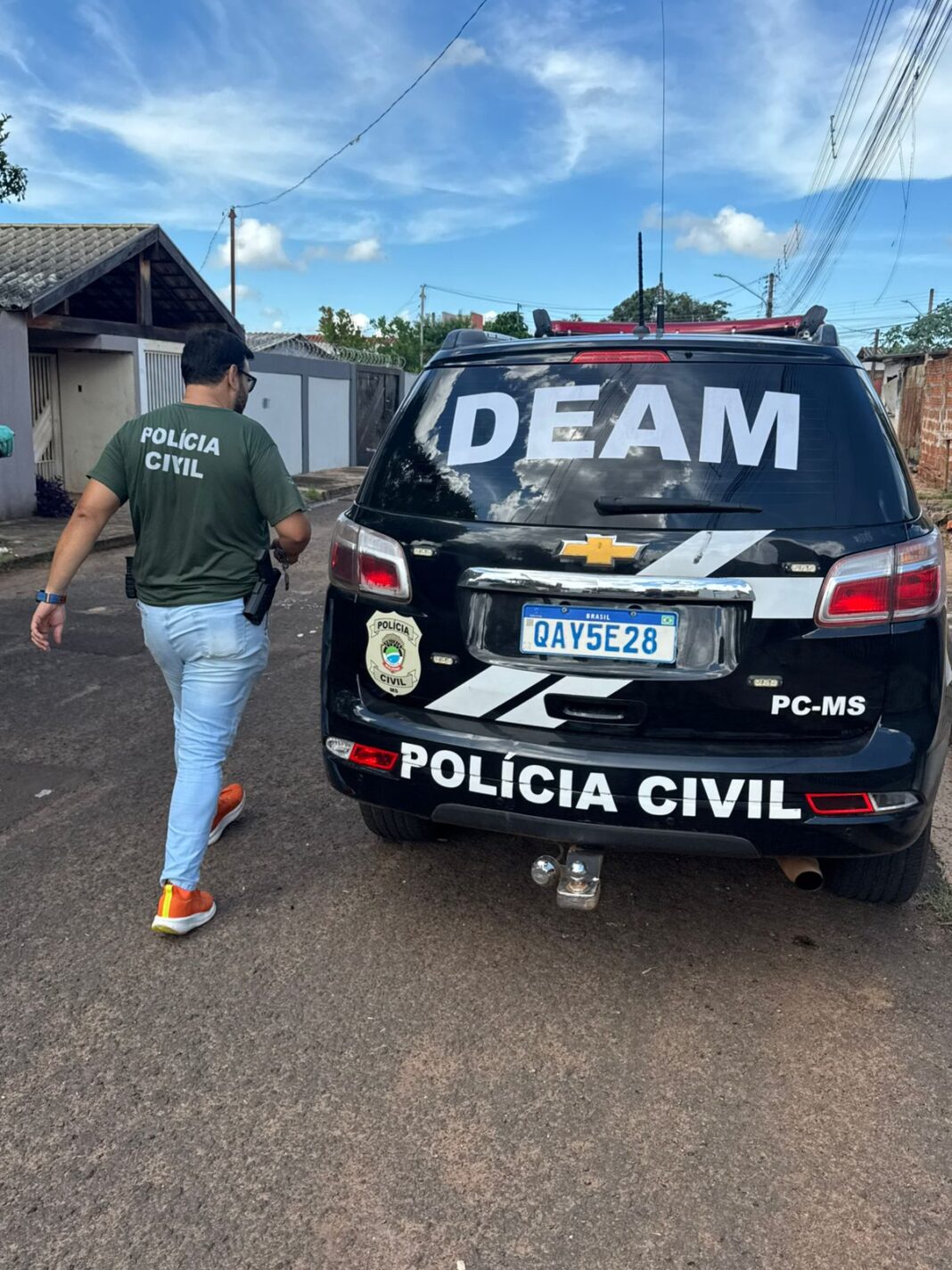 Polícia Civil cumpre mandado de prisão preventiva por crimes no contexto de violência doméstica em Campo Grande