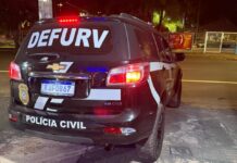 Polícia Civil prende integrantes de quadrilha de furto de camionetas e localiza arma de fogo com os criminosos Polícia Civil prende integrantes de quadrilha de furto de camionetas e localiza arma de fogo com os criminosos