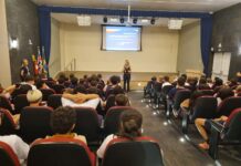 Ação da Polícia Civil em escolas de Campo Grande conscientiza alunos sobre bullying e cyberbullying Ação da Polícia Civil em escolas de Campo Grande conscientiza alunos sobre bullying e cyberbullying