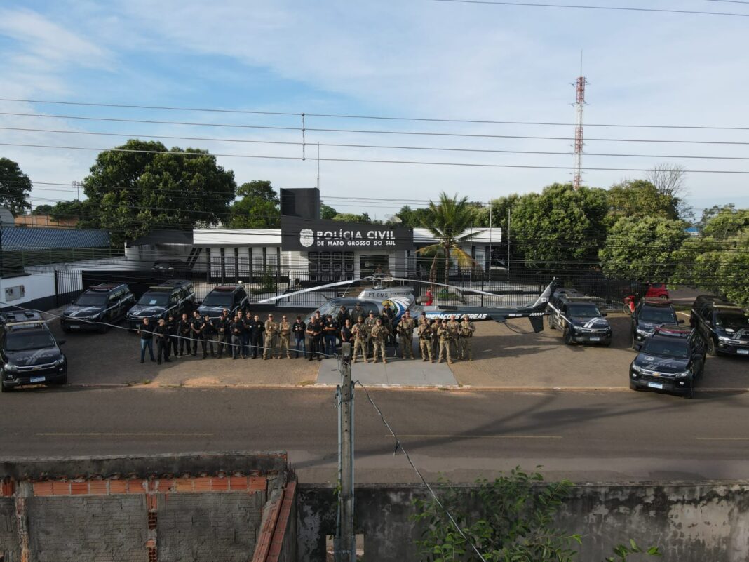Polícia Civil deflagra operação contra organização criminosa em Coxim