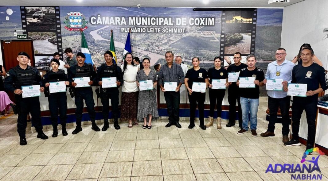 Policiais Civis são homenageados pela Câmara Municipal de Coxim
