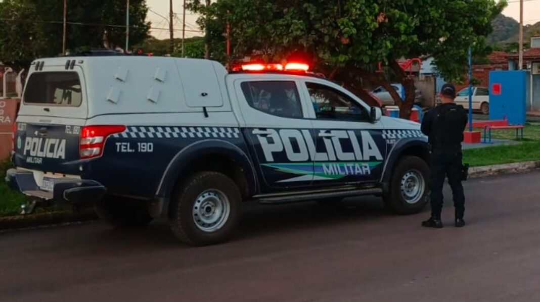 Polícia Militar Captura Foragido da Justiça em Ladário Polícia Militar Captura Foragido da Justiça em Ladário