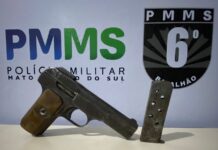 Polícia militar Prende Homem por Ameaçar Ex-Companheira com Arma de Fogo e Descumprir Medida Protetiva em Corumbá Polícia militar Prende Homem por Ameaçar Ex-Companheira com Arma de Fogo e Descumprir Medida Protetiva em Corumbá