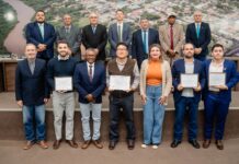 Agentes de Polícia recebem moção de aplausos da Câmara Municipal de Anastácio Agentes de Polícia recebem moção de aplausos da Câmara Municipal de Anastácio