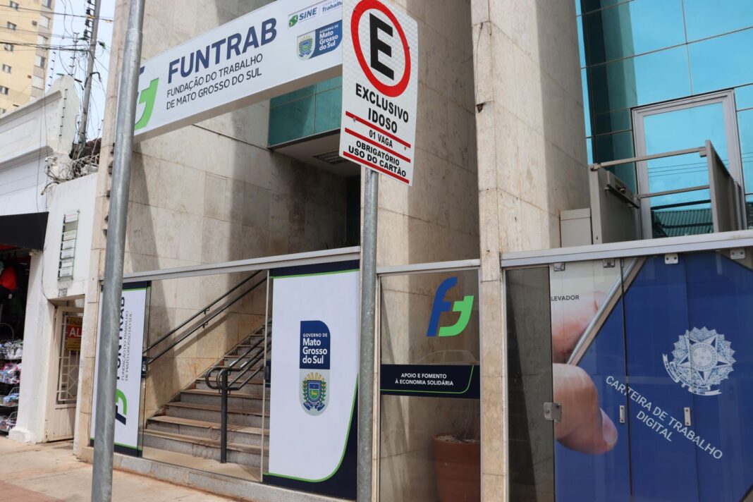 Funtrab anuncia vagas em diversas áreas com entrevistas presenciais e salários de até 4 mil reais – FUNTRAB