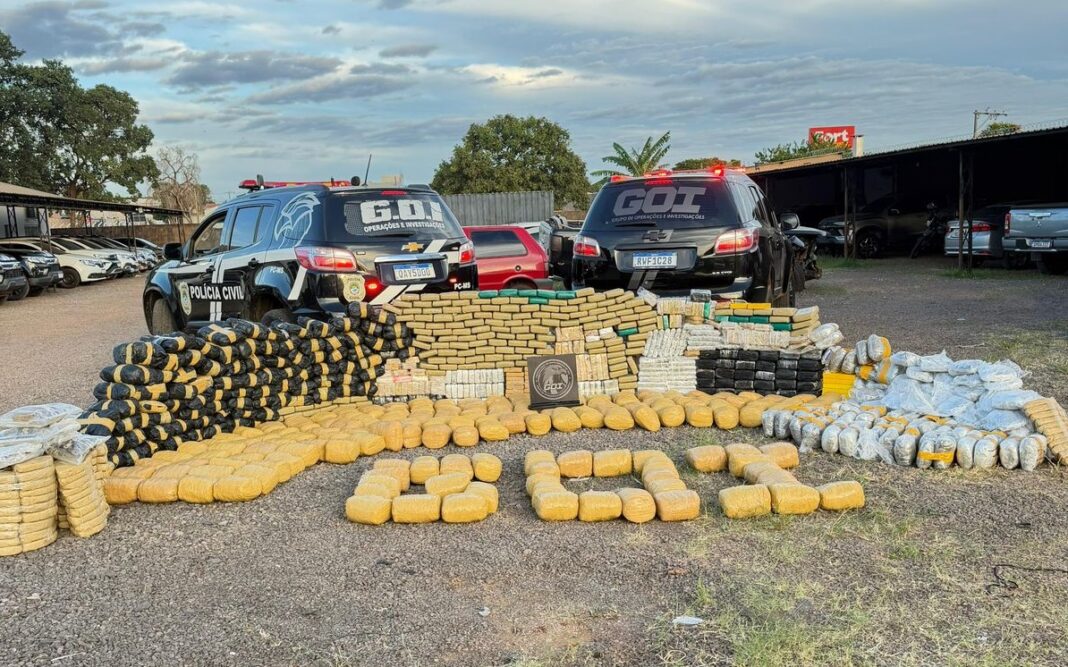 Polícia Civil apreende mais de 880 quilos de drogas e prende foragido da justiça em Campo Grande