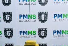 Polícia Militar no Posto Lampião Aceso: Quatro passageiros são detidos por tráfico de drogas em ônibus Polícia Militar no Posto Lampião Aceso: Quatro passageiros são detidos por tráfico de drogas em ônibus