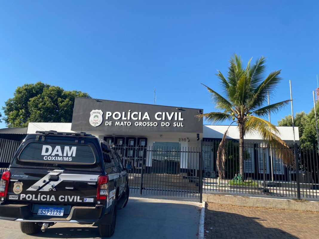 Polícias Civil e Militar prendem suspeito com mandado de prisão preventiva por lesão corporal de natureza grave em Coxim
