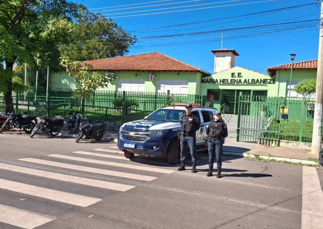 POLÍCIA MILITAR ATENDE SINISTRO DE TRÂNSITO E REFORÇA IMPORTÂNCIA DA POLÍCIA MILITAR ATENDE SINISTRO DE TRÂNSITO E REFORÇA IMPORTÂNCIA DA REGULARIDADE VEICULAR E DOCUMENTAL