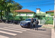 POLÍCIA MILITAR ATENDE SINISTRO DE TRÂNSITO E REFORÇA IMPORTÂNCIA DA REGULARIDADE VEICULAR E DOCUMENTAL POLÍCIA MILITAR ATENDE SINISTRO DE TRÂNSITO E REFORÇA IMPORTÂNCIA DA REGULARIDADE VEICULAR E DOCUMENTAL