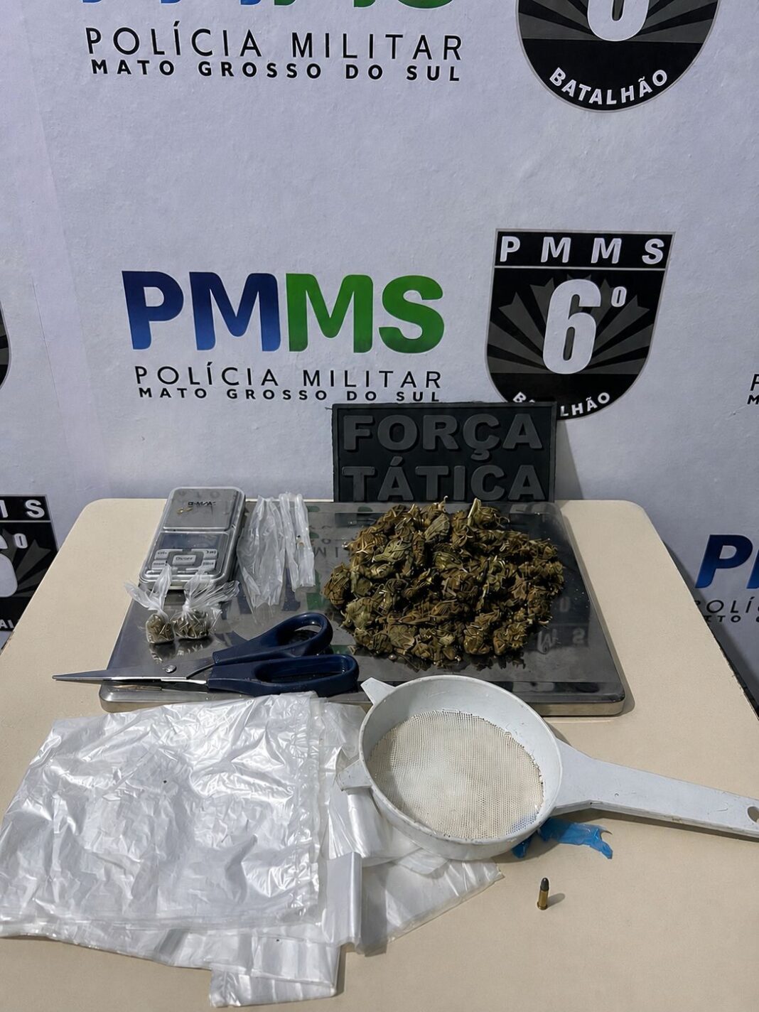 POLÍCIA MILITAR DESARTICULA PONTO DE TRÁFICO E REFORÇA SEGURANÇA EM CORUMBÁ
