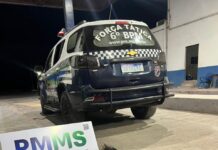 POLÍCIA MILITAR INTERCEPTA CARGA ILEGAL AVALIADA EM MAIS DE R$ 115 MIL DURANTE FISCALIZAÇÃO EM CORUMBÁ POLÍCIA MILITAR INTERCEPTA CARGA ILEGAL AVALIADA EM MAIS DE R$ 115 MIL DURANTE FISCALIZAÇÃO EM CORUMBÁ