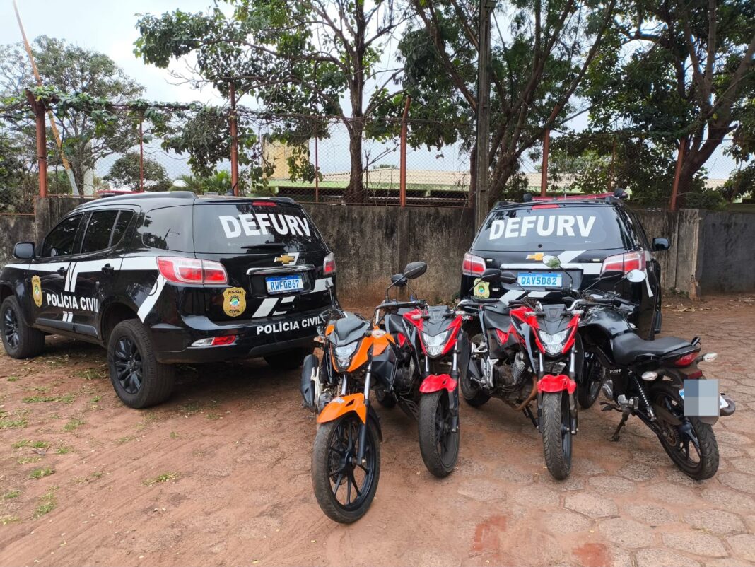 Polícia Civil prende cinco por receptação, posse ilegal de arma de fogo e associação criminosa armada, além de recuperar seis motocicletas em Campo Grande